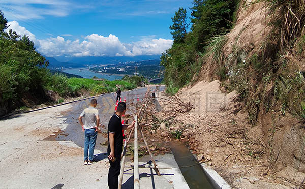 山区公路水毁修复